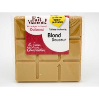 Tablette de chocolat blond